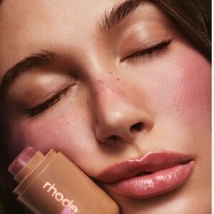 Rhode Pocket Blush - Sleepy Girl ✨